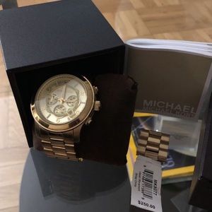 Big Face Michael Kors Gold Watch